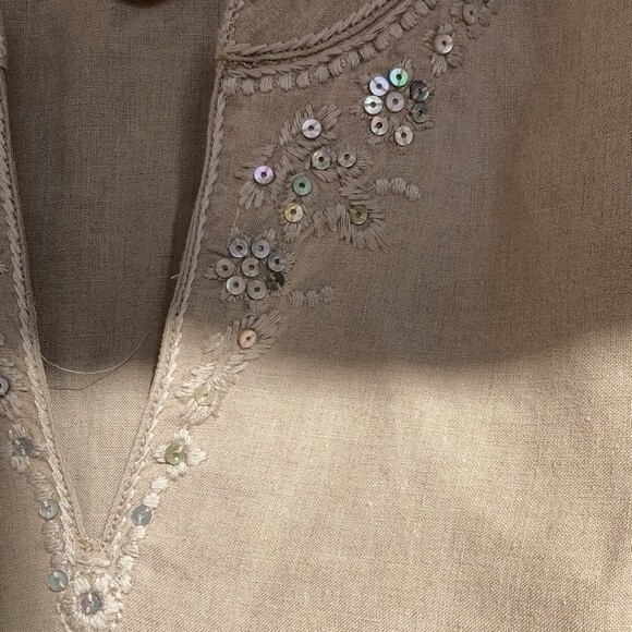 Tommy Bahama pure linen embroidered shirt in natural linen color. - Picture 4 of 6